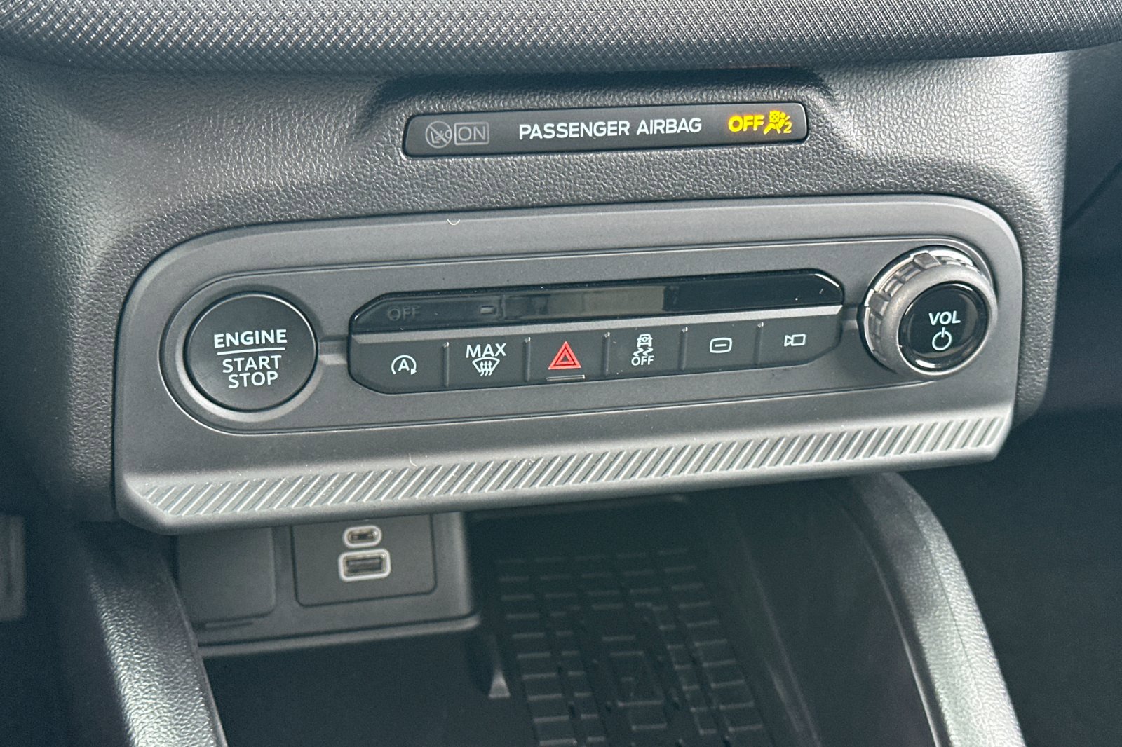 Used 2025 Ford Bronco Sport Big Bend w/ Convenience Package image 19