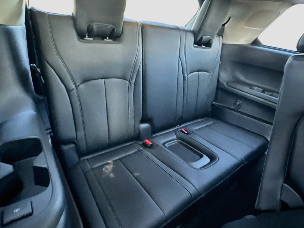 Used 2027 INFINITI QX60 Luxe w/ Cargo Package FWD image 30