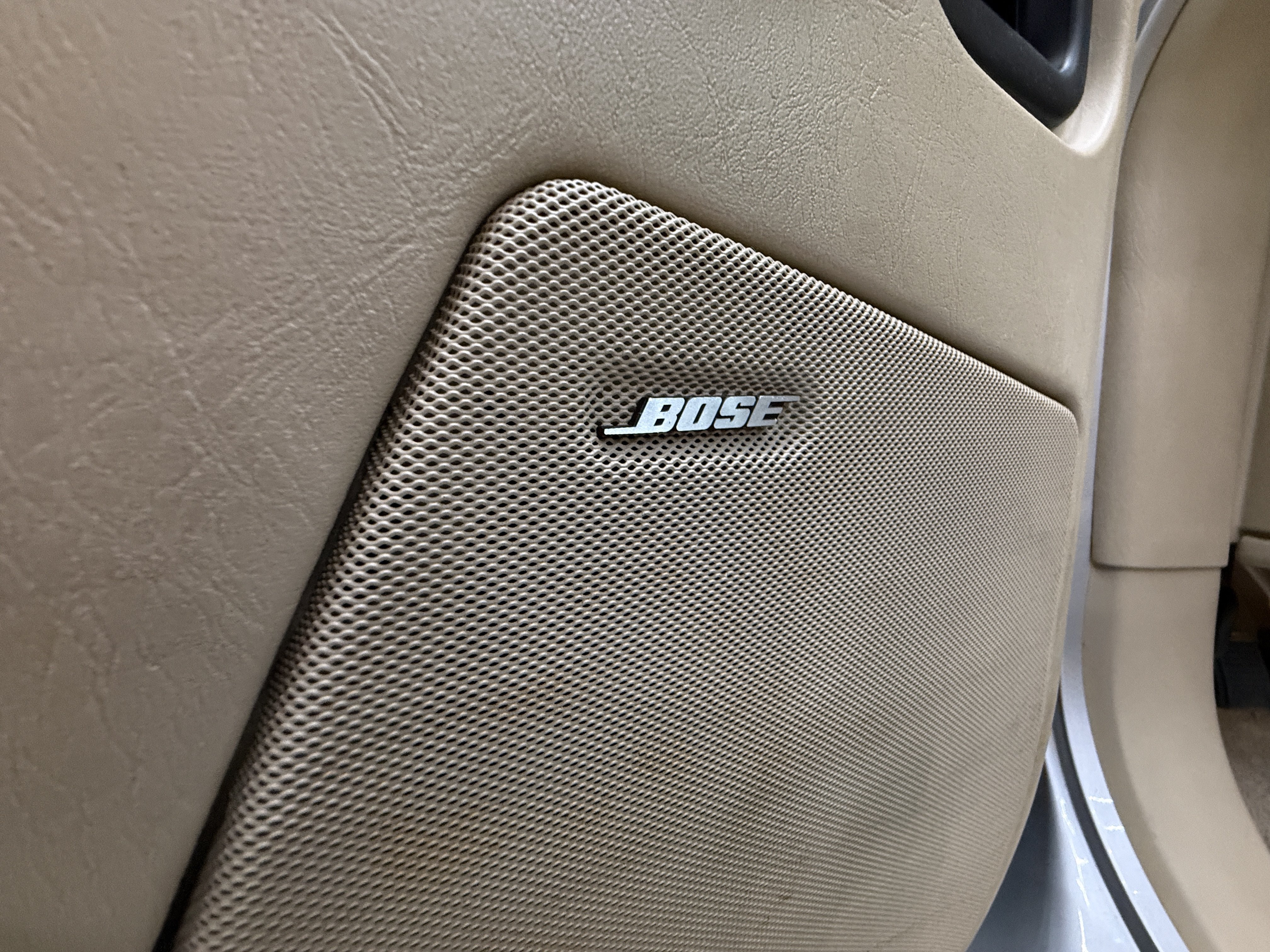 Used 2008 Cadillac XLR RWD image 11