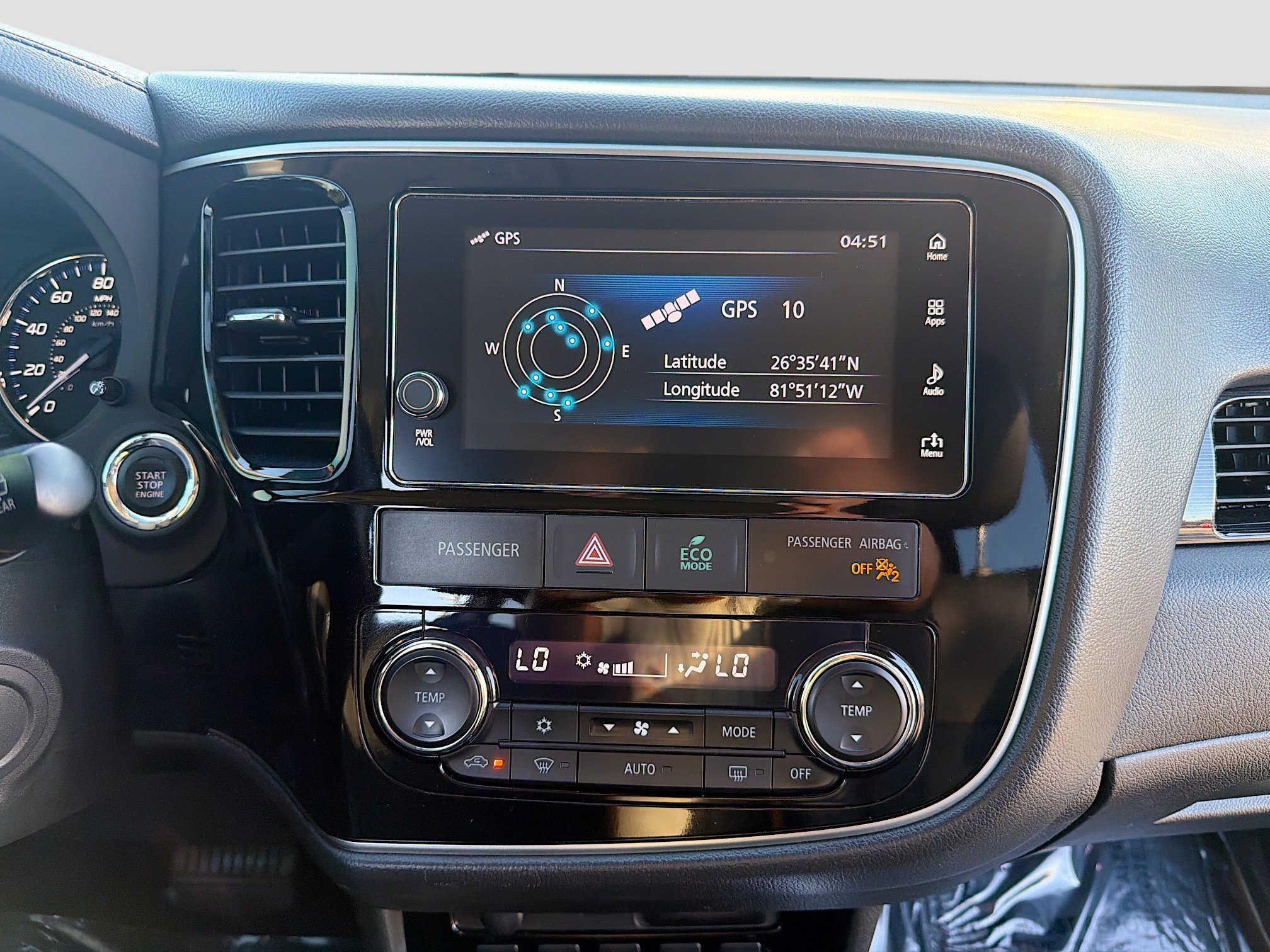 Used 2017 Mitsubishi Outlander SEL image 19