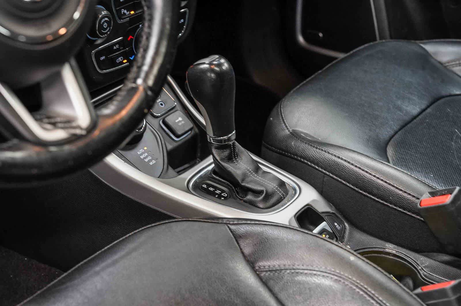 Used 2020 Jeep Compass High Altitude AWD/4WD image 24