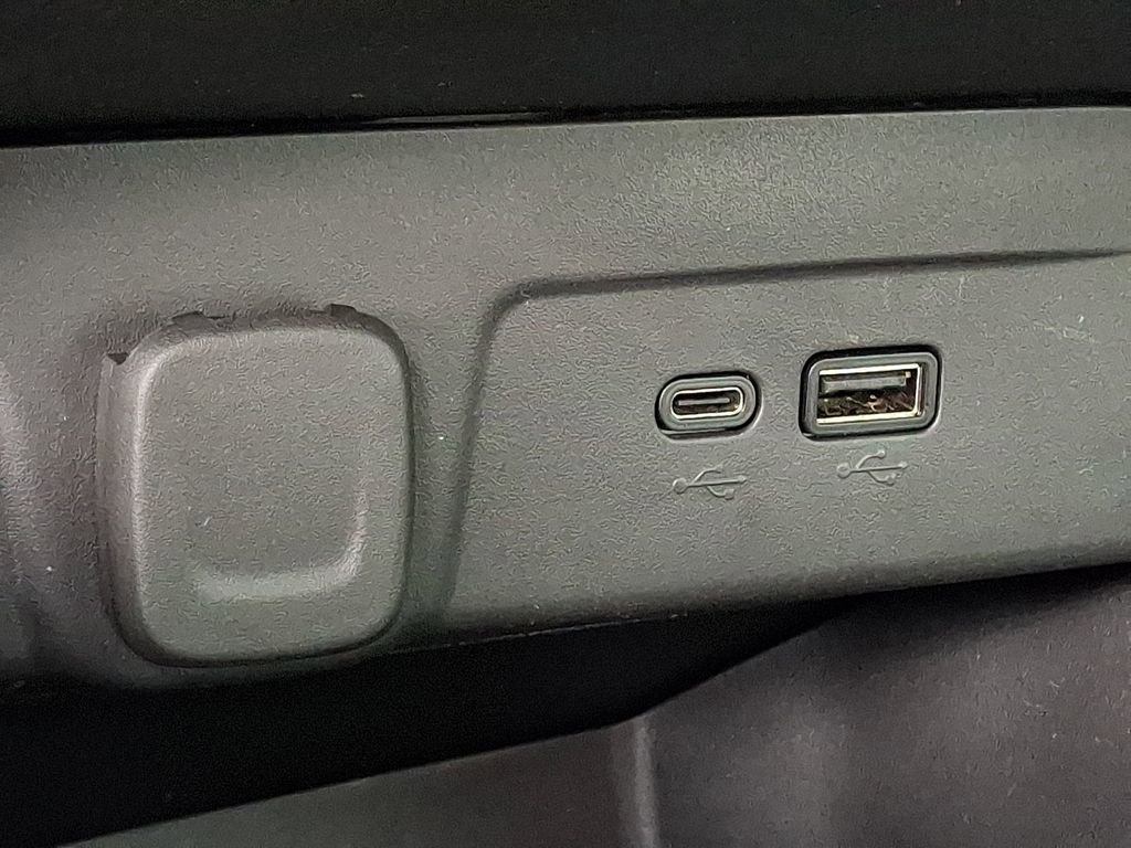 Used 2024 Chevrolet Trax LS image 24