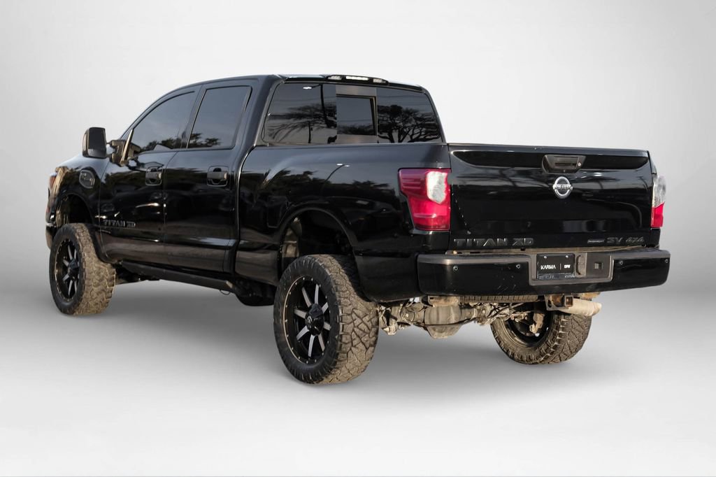 Used 2018 Nissan Titan SV w/ SV Convenience Package image 6
