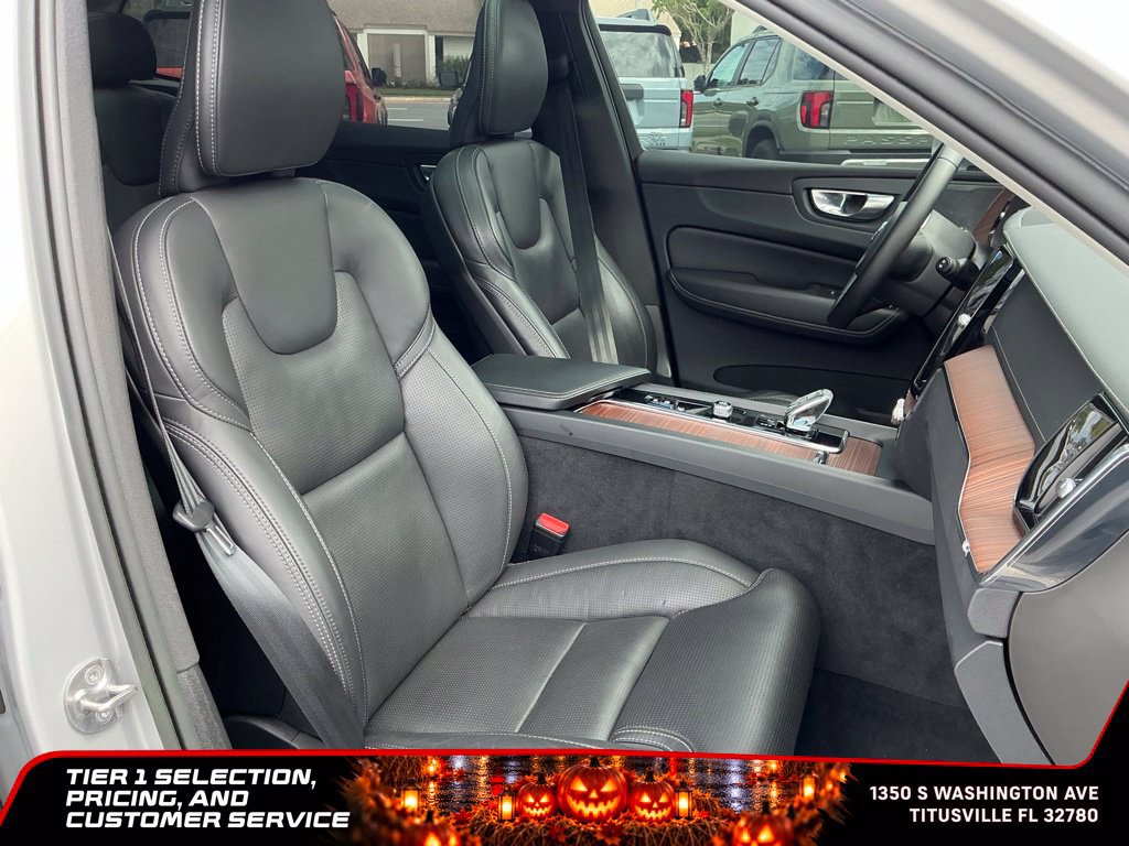 Used 2023 Volvo XC60 B5 Ultimate w/ Protection Package Premier FWD image 15