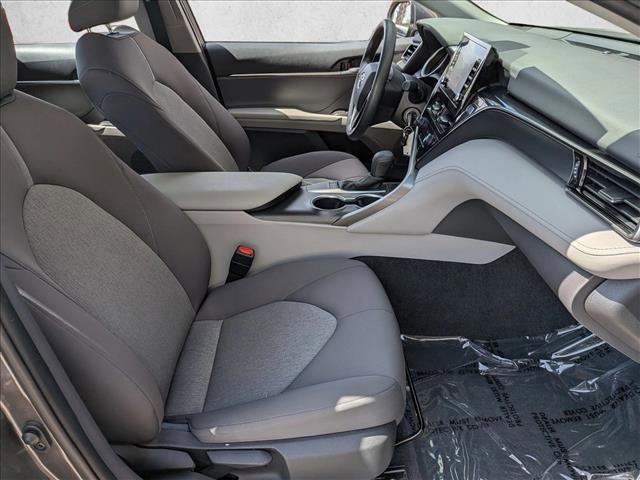 Used 2022 Toyota Camry LE image 20
