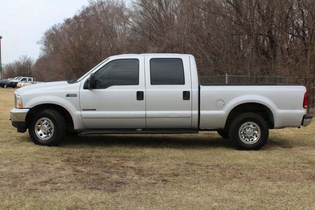 Used 2003 Ford F250 XLT image 2
