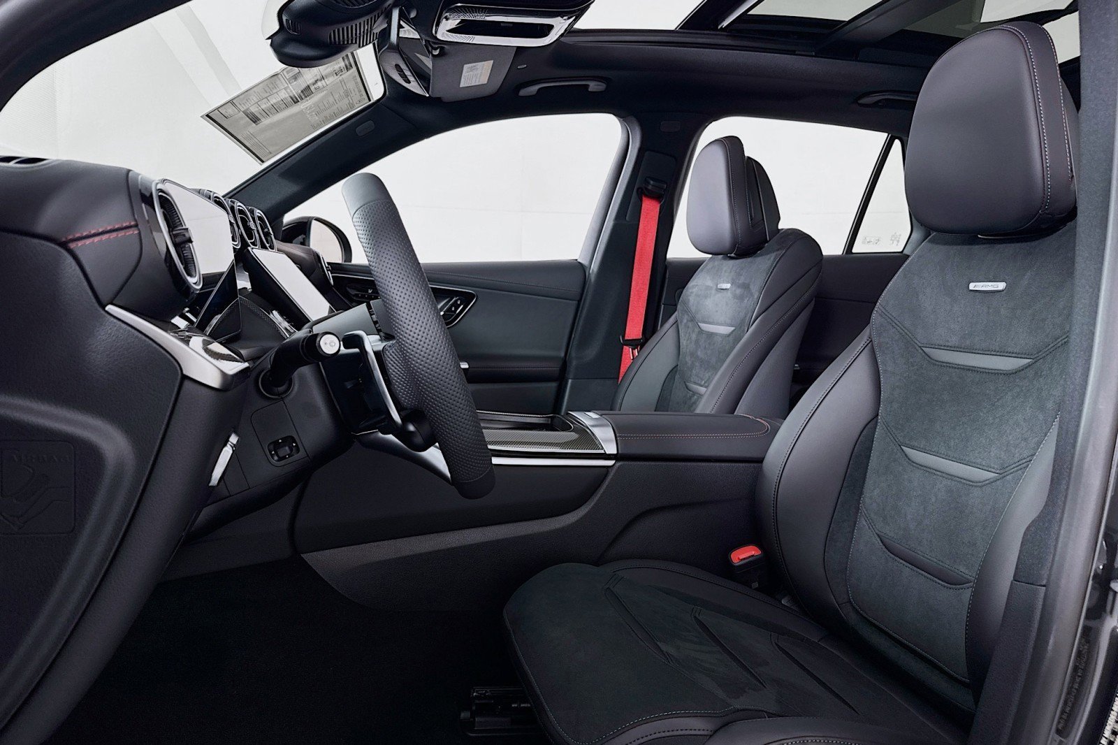 New 2026 Mercedes-Benz GLC 43 AMG 4MATIC image 16