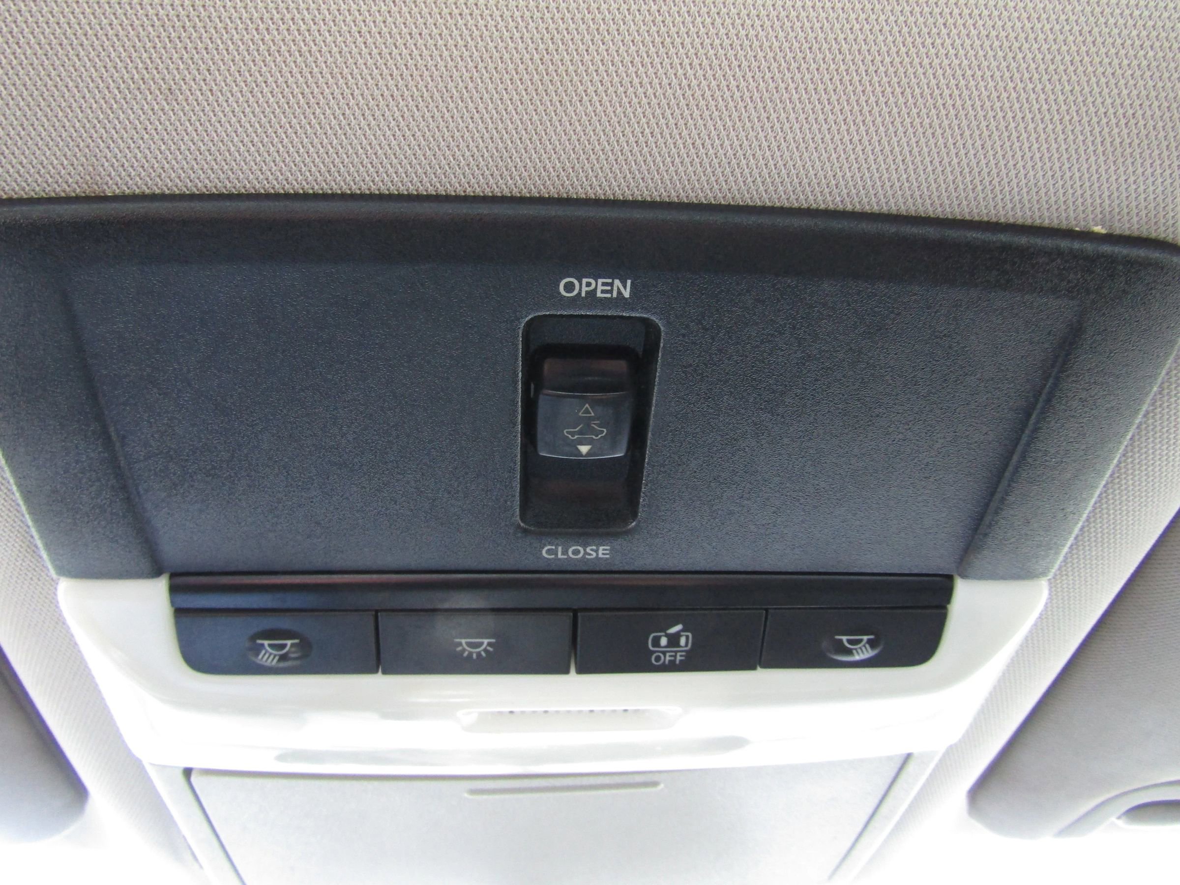 Used 2019 Nissan Altima 2.5 SR w/ SR Premium Package image 34