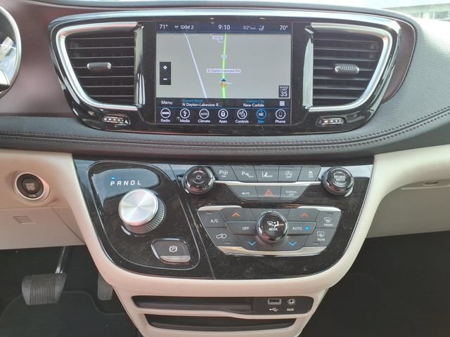Used 2019 Chrysler Pacifica Limited FWD image 23