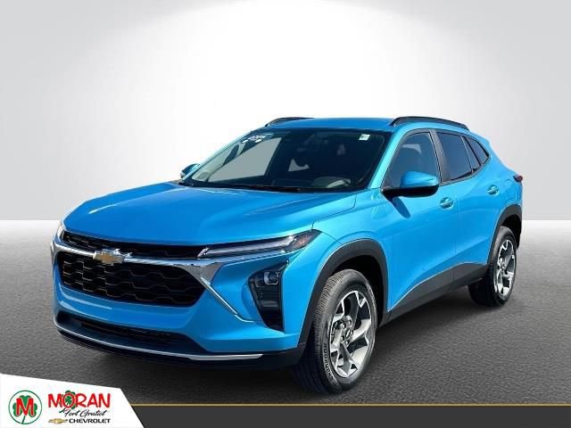 Certified 2025 Chevrolet Trax LT w/ Driver Confidence Package