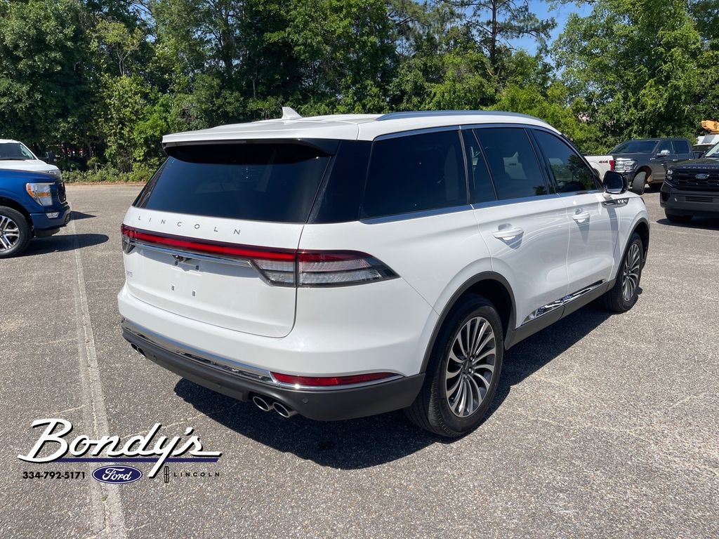 Used 2023 Lincoln Aviator AWD w/ Premium Package image 15