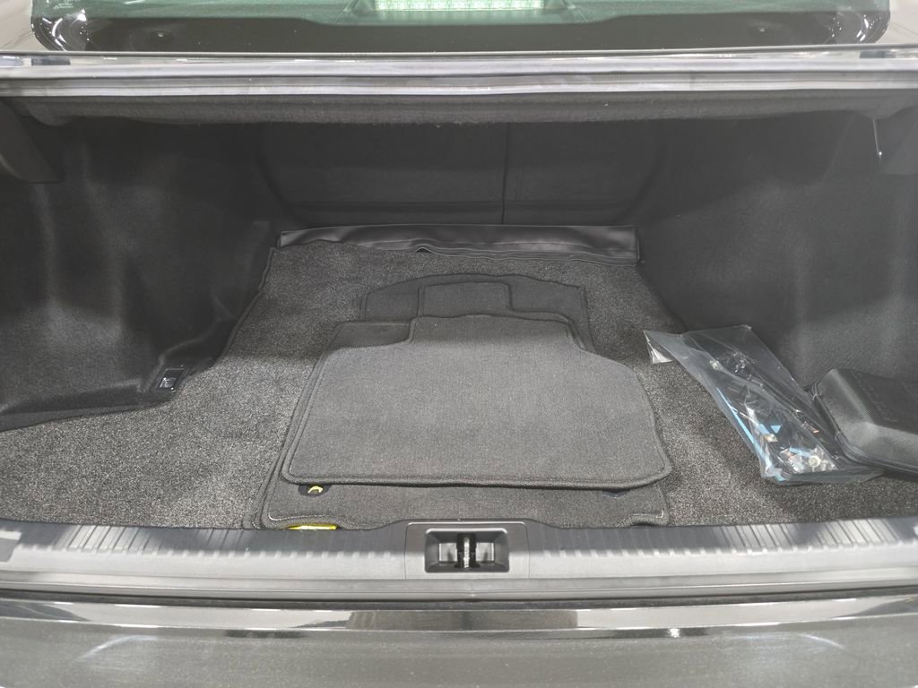 Used 2023 Lexus IS 300 w/ Comfort Package RWD image 13