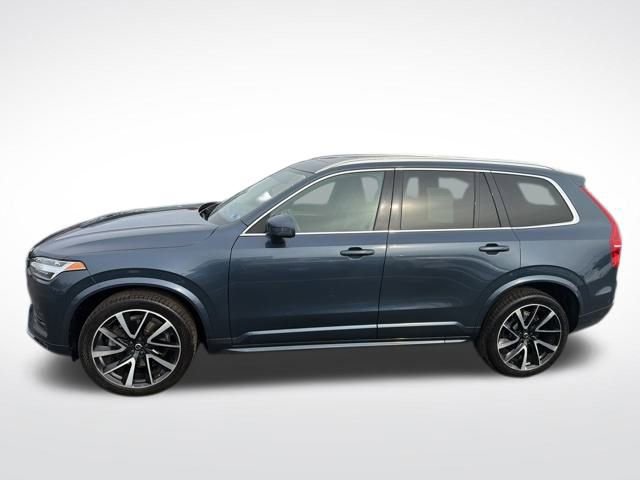 Used 2022 Volvo XC90 T6 Momentum w/ Climate Package image 2