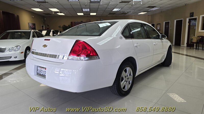 Used 2006 Chevrolet Impala LT FWD image 4