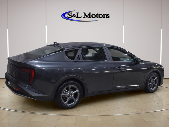 Used 2025 Kia K4 FWD image 8