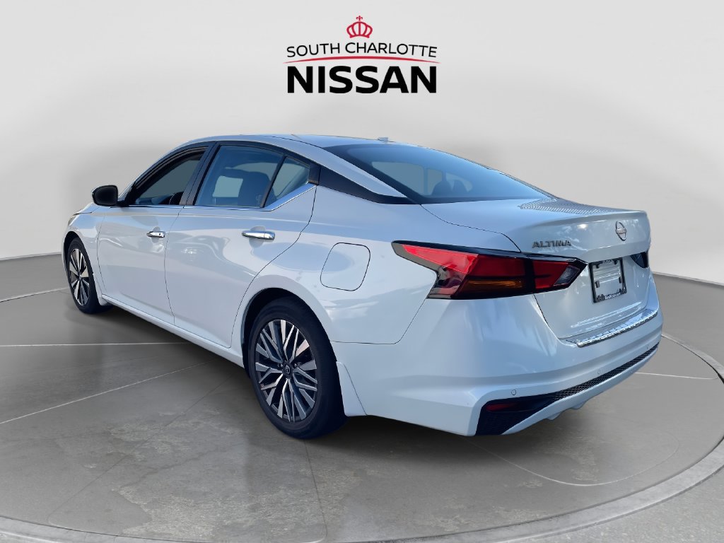 Used 2023 Nissan Altima 2.5 SV FWD image 4