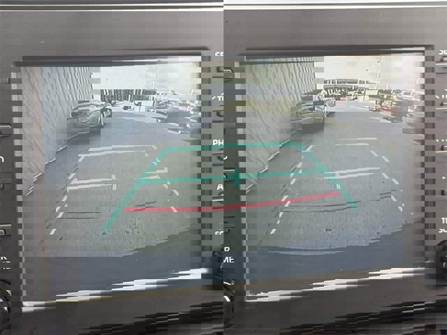 Used 2019 Toyota RAV4 LE w/ Carpet Mat Package image 18