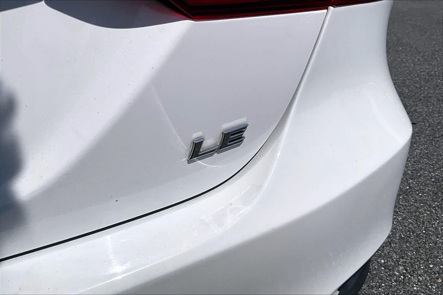 Used 2018 Toyota Camry LE FWD image 10