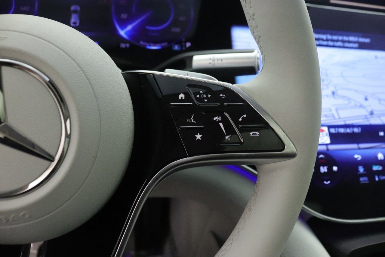 Certified 2023 Mercedes-Benz EQS 580 4MATIC Sedan image 15