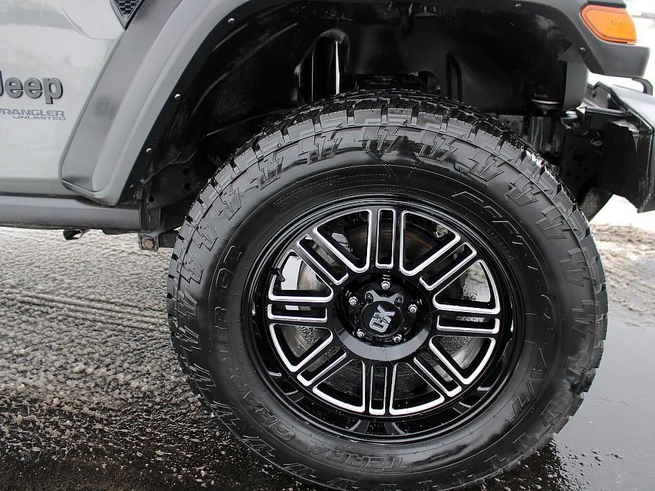 Used 2022 Jeep Wrangler Unlimited Sport image 5