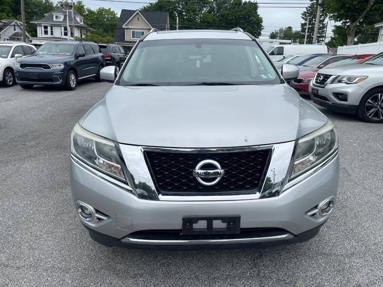 Used 2016 Nissan Pathfinder SL w/ SL Premium Package AWD/4WD image 3