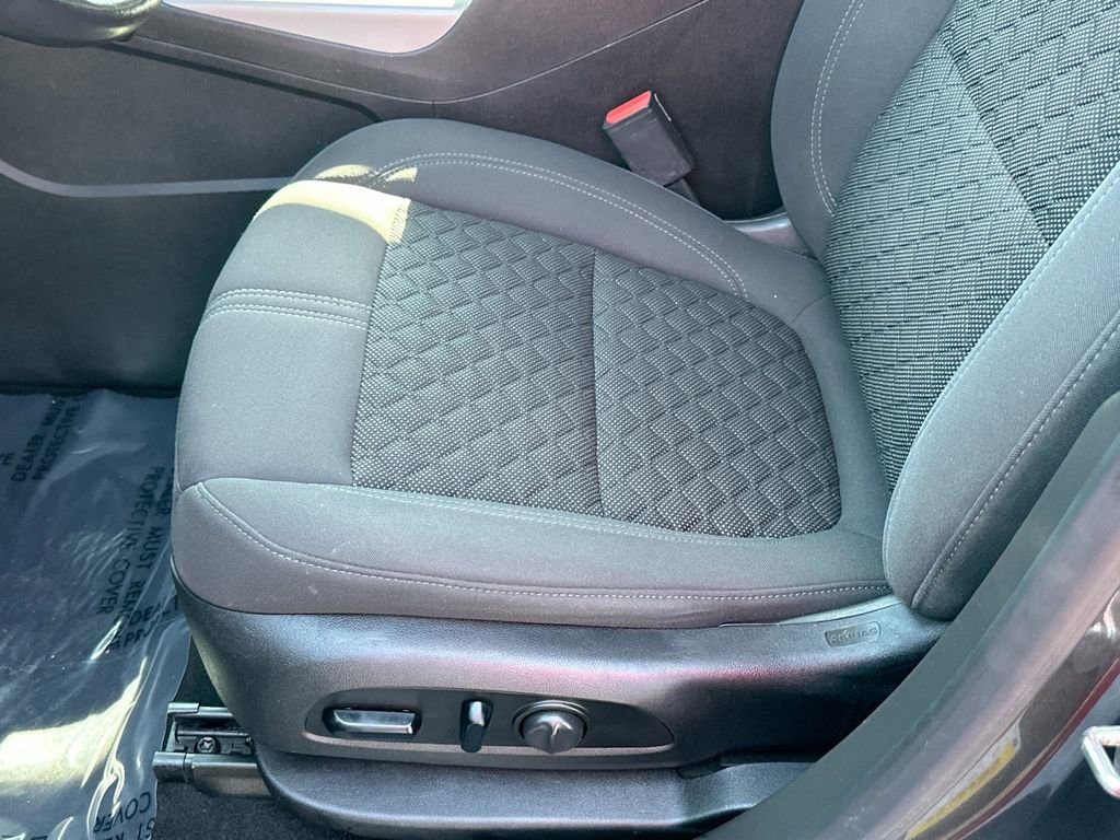 Used 2019 Chevrolet Blazer LT FWD image 18