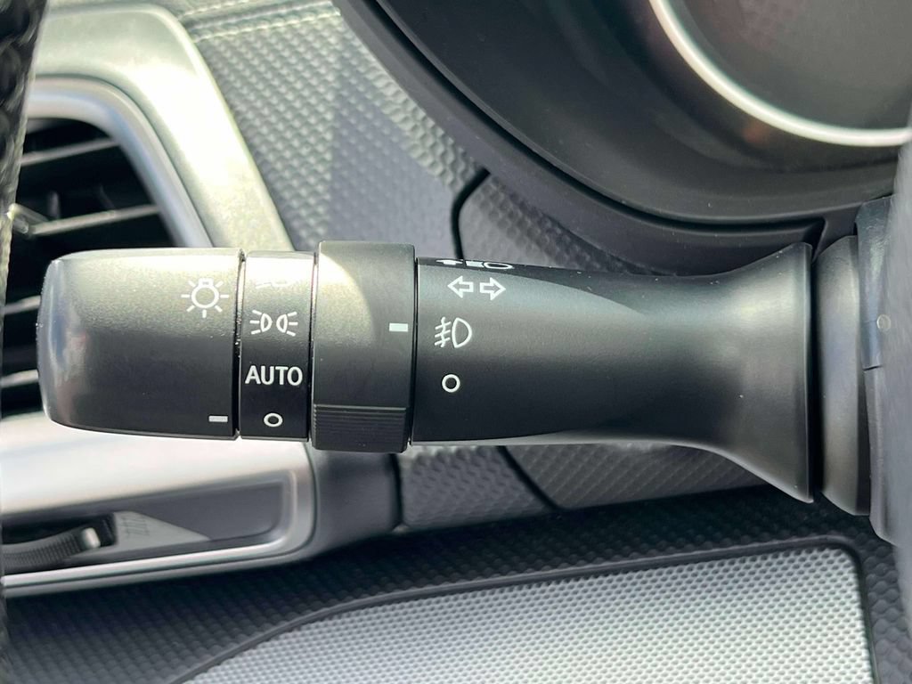 Used 2019 Subaru Forester Limited AWD/4WD image 23