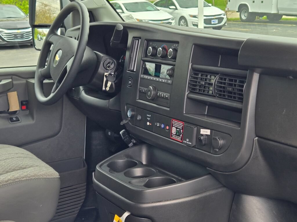 New 2026 Chevrolet Express 3500 w/ Power Convenience Package RWD image 7