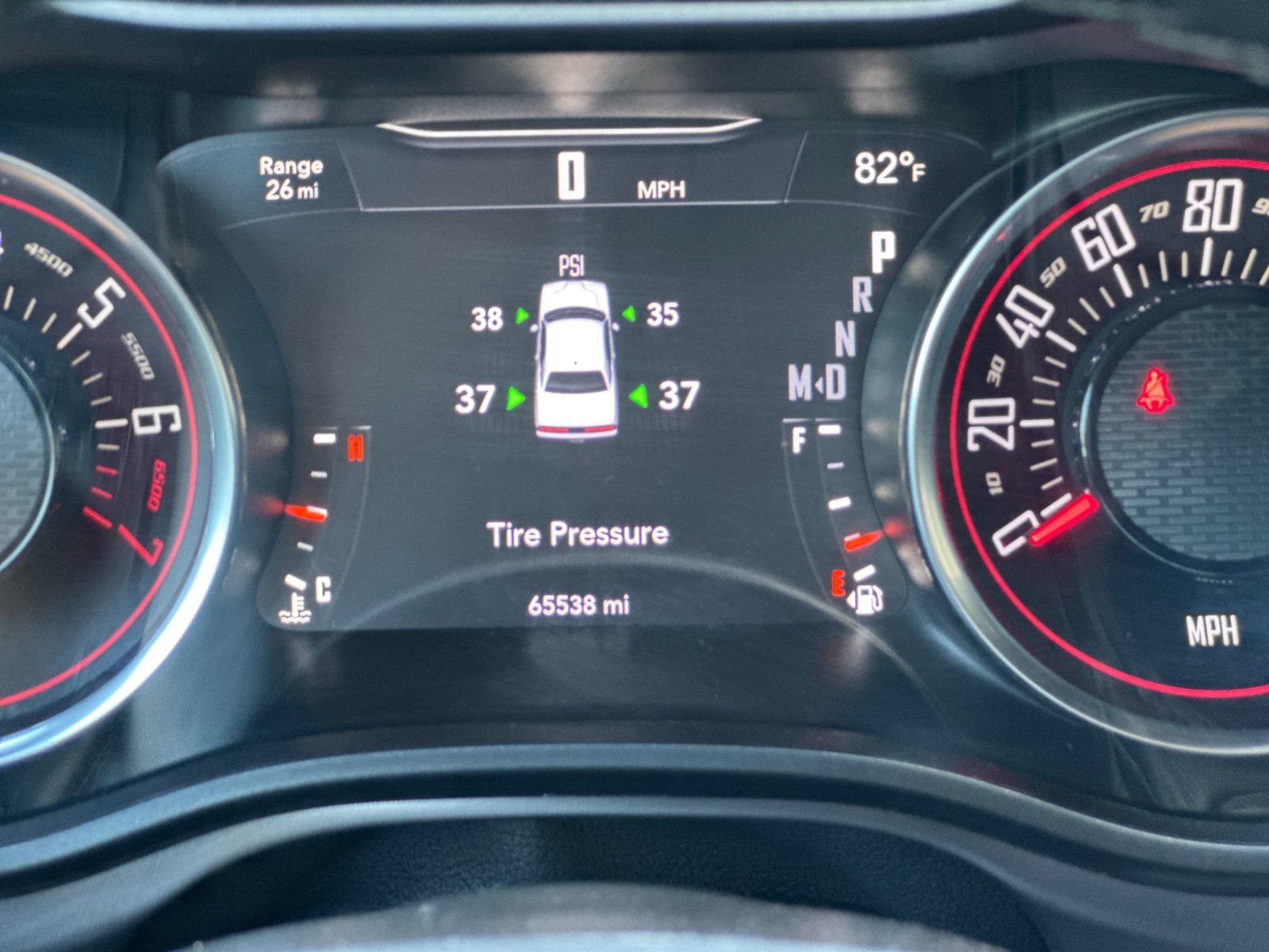 Used 2022 Dodge Challenger SXT RWD image 31