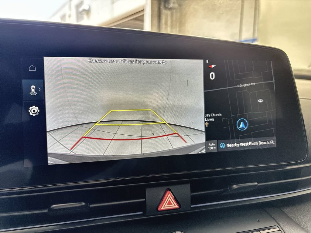 Certified 2025 Hyundai Elantra SEL FWD image 23