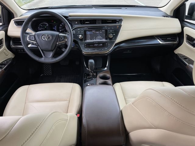 Used 2018 Toyota Avalon XLE Premium FWD image 10