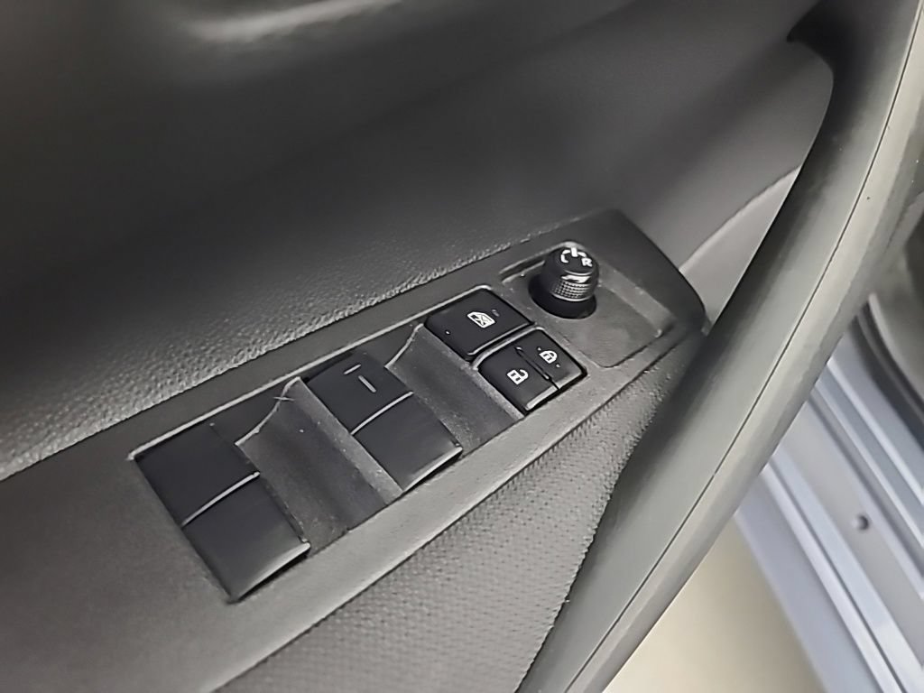 Used 2025 Toyota Corolla LE FWD image 25