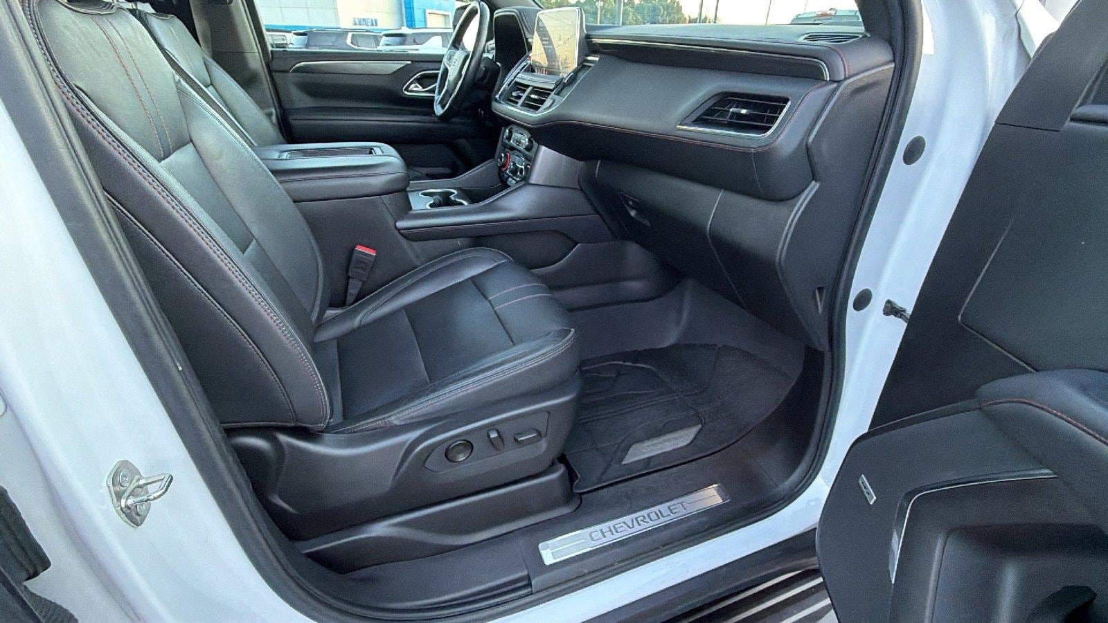 Used 2021 Chevrolet Tahoe RST w/ Luxury Package RWD image 19