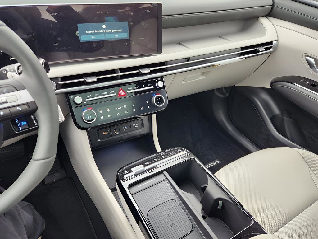 New 2026 Hyundai Tucson Limited image 17
