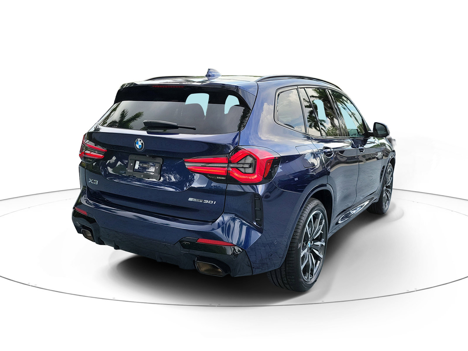 Certified 2024 BMW X3 sDrive30i w/ M Sport Package RWD image 4