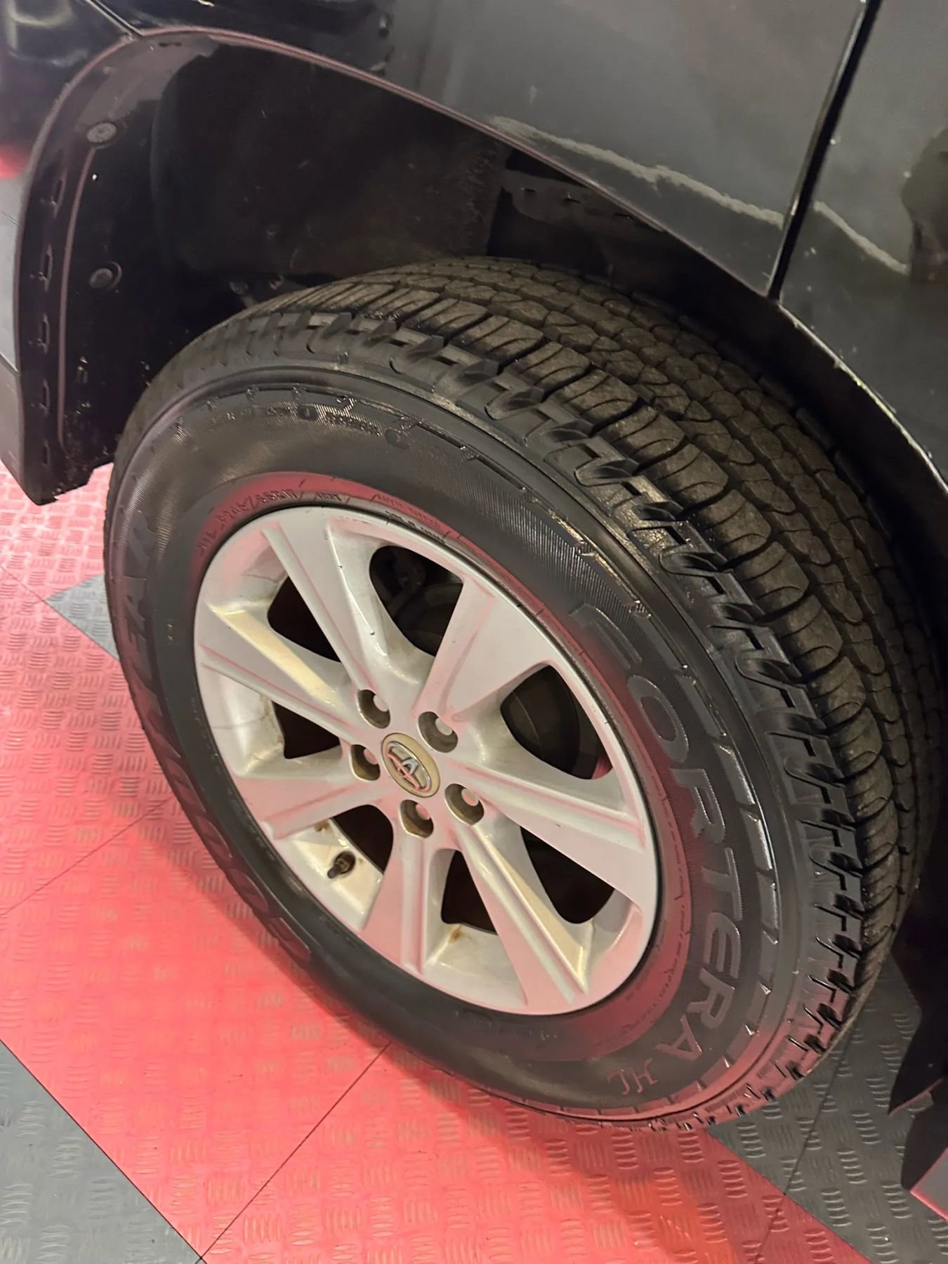 Used 2013 Toyota Highlander SE image 36