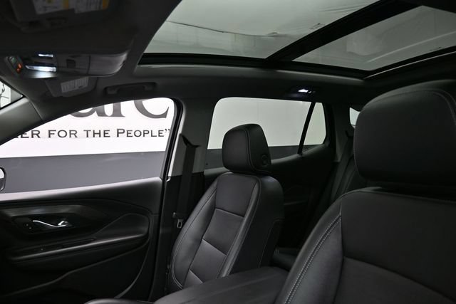 Used 2023 GMC Terrain SLT FWD image 18