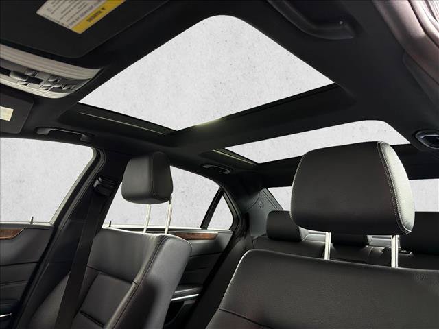 Used 2014 Mercedes-Benz E 350 4MATIC Sedan image 2