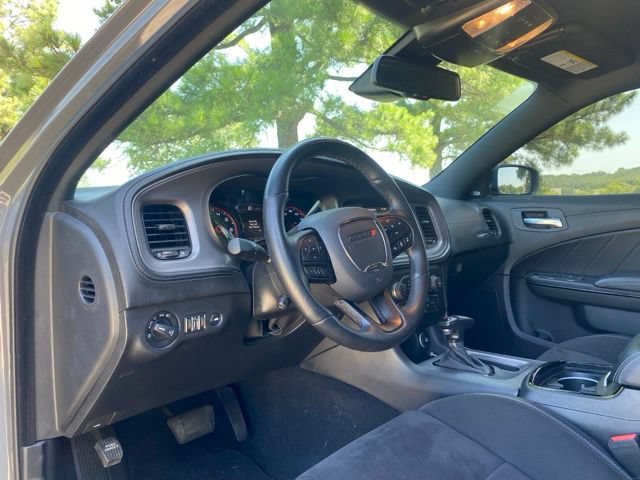 Used 2023 Dodge Charger R/T w/ Plus Group RWD image 15