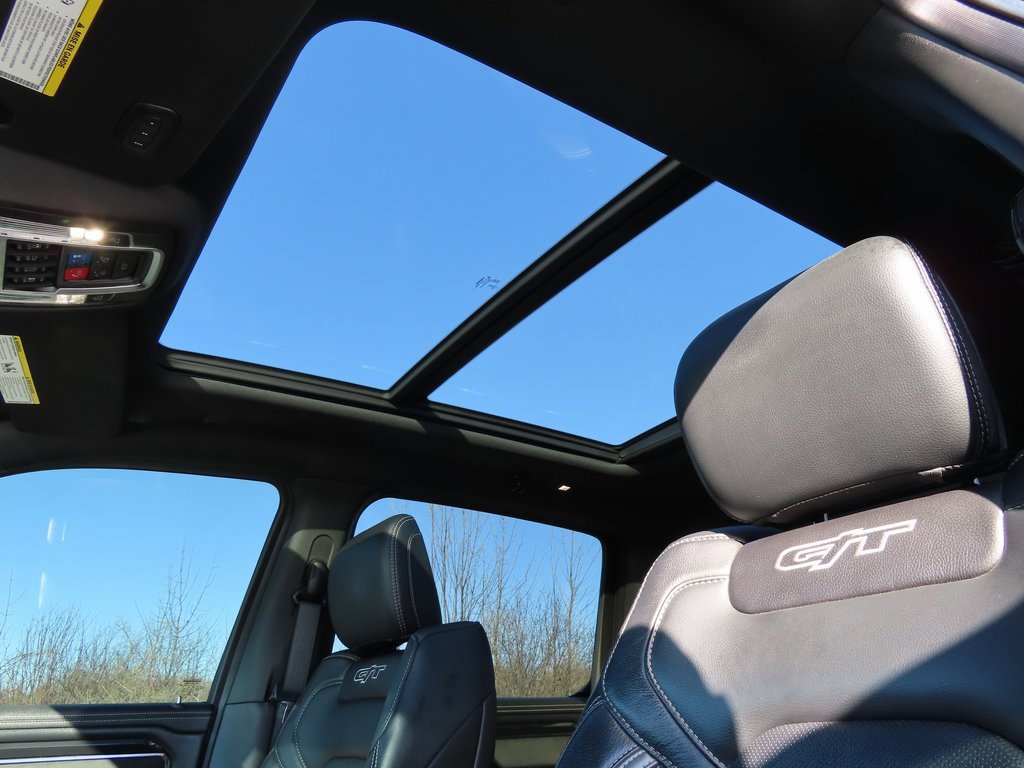 Certified 2022 RAM 1500 Laramie image 5