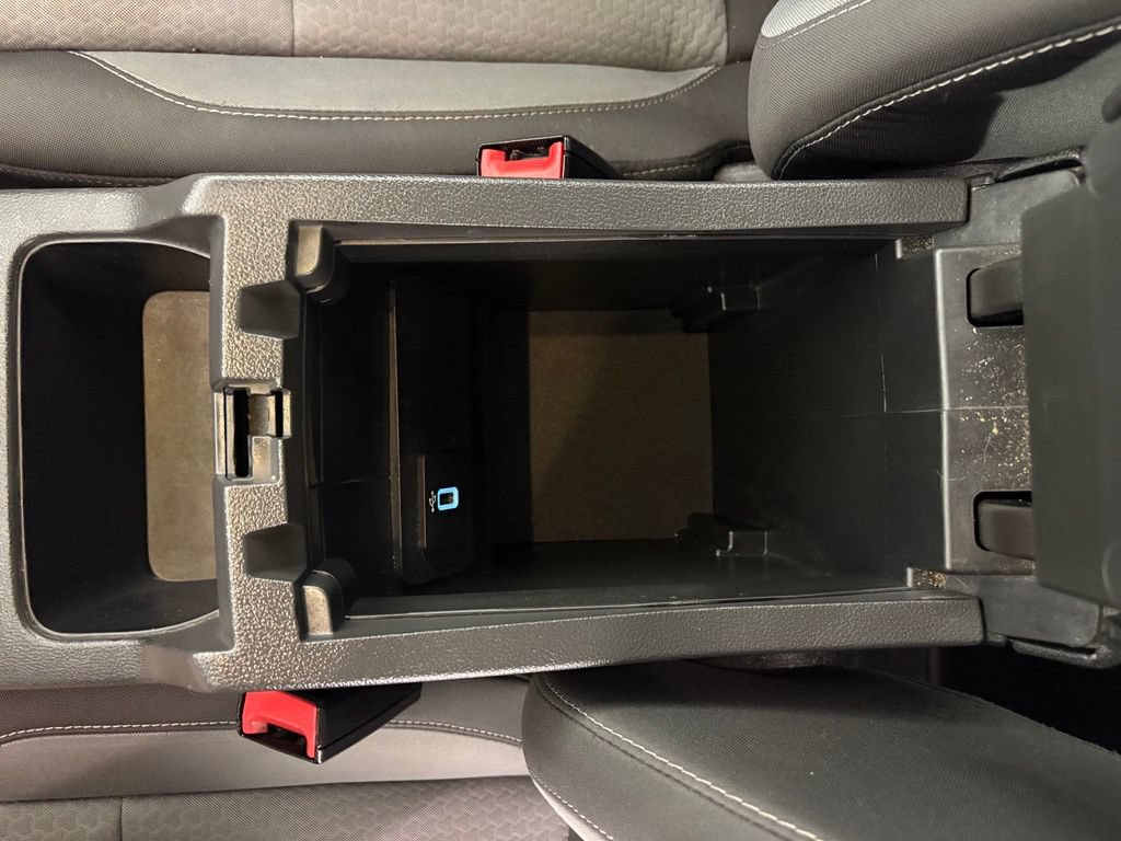 Used 2018 Ford Escape SE w/ SE Sync 3 Package FWD image 33