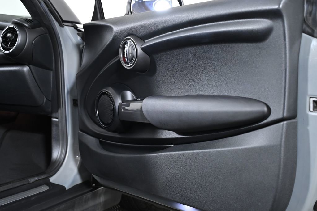 Used 2017 MINI Cooper Convertible FWD image 26