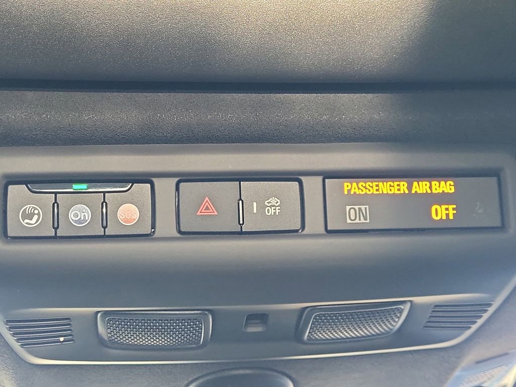 Used 2023 Chevrolet Corvette Stingray Premium Cpe w/ Z51 Performance Package image 31