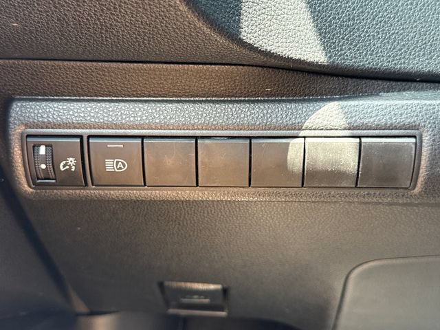 Certified 2025 Toyota Corolla SE FWD image 61