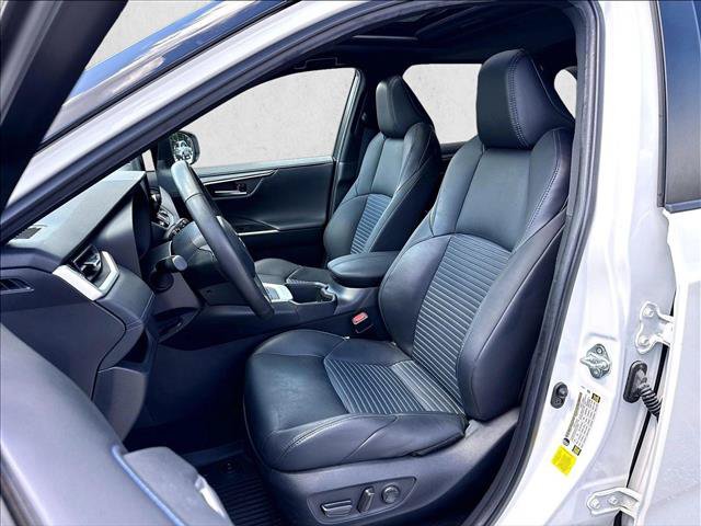 Used 2023 Toyota RAV4 XSE AWD/4WD image 26