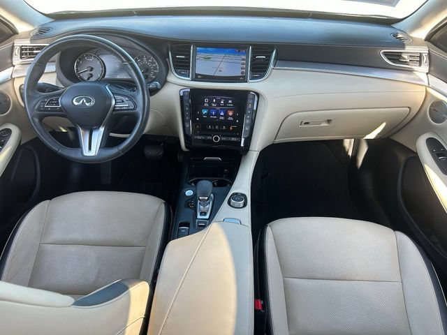 Certified 2019 INFINITI QX50 Essential w/ Premium Heat Package FWD image 17