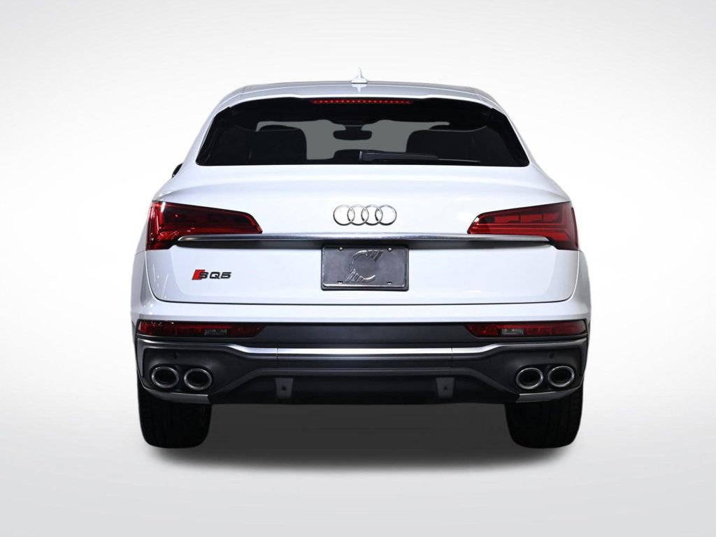 Used 2023 Audi SQ5 Prestige w/ Prestige Package image 4