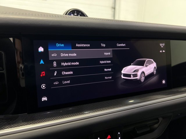 Used 2024 Porsche Cayenne Coupe image 44