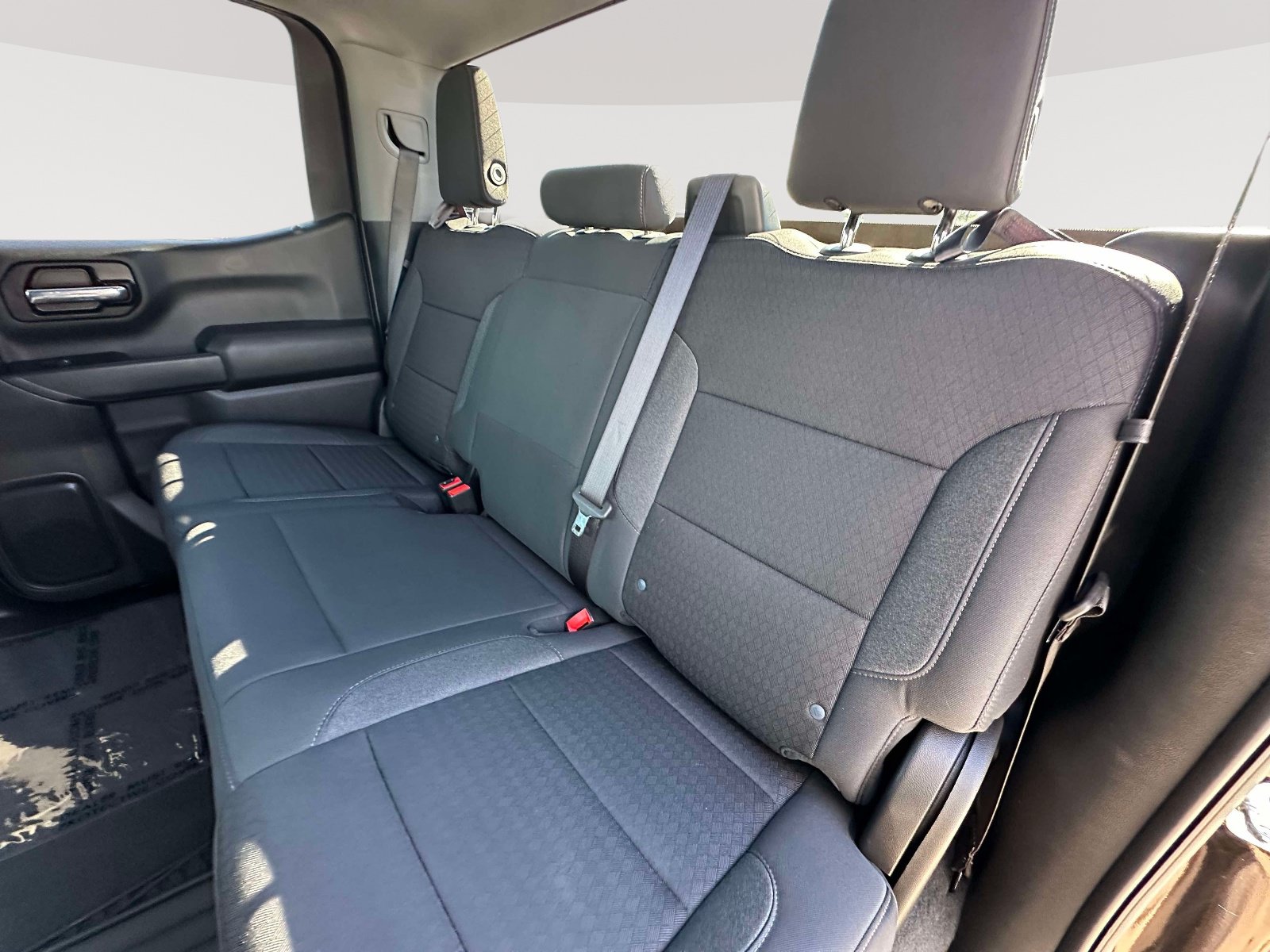 Used 2023 Chevrolet Silverado 1500 Custom AWD/4WD image 28