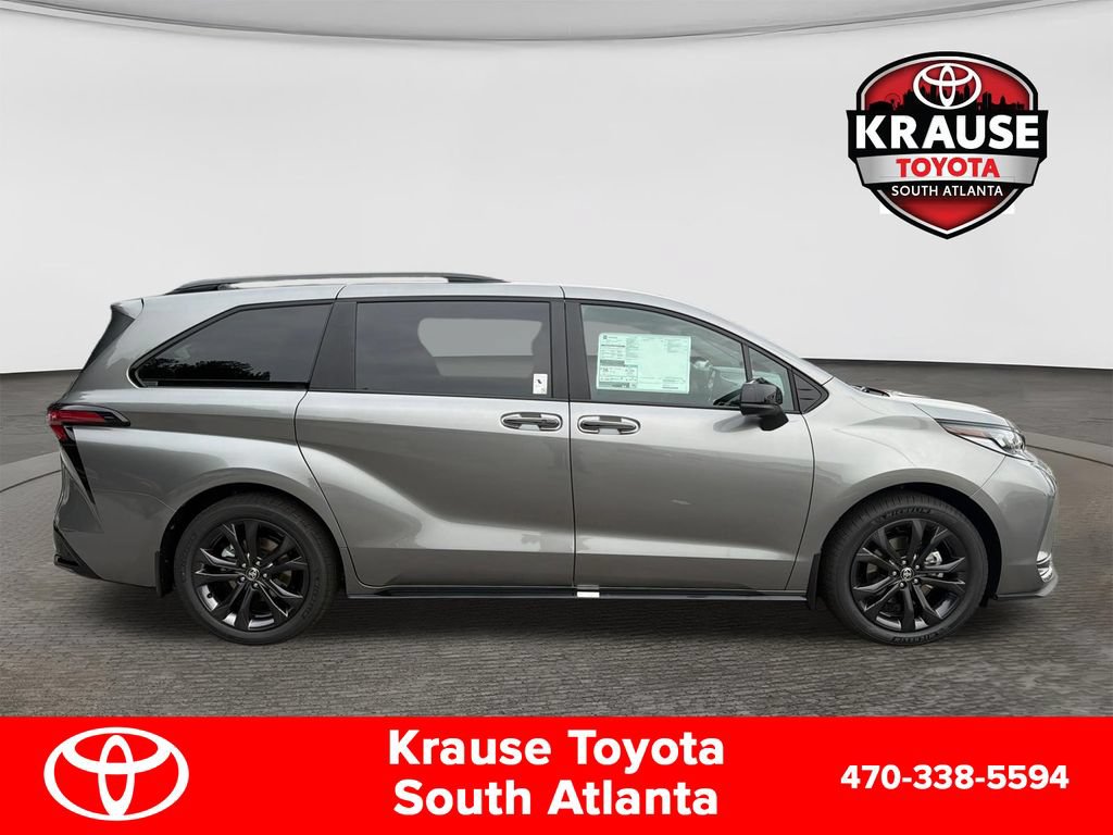 New 2026 Toyota Sienna XSE FWD image 9